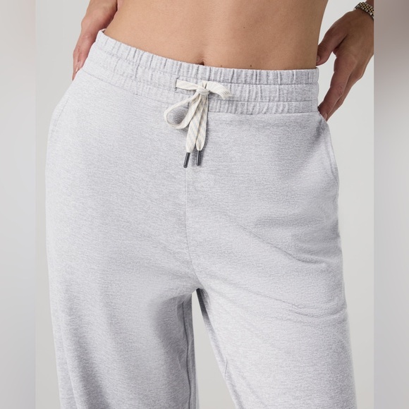 Vuori Halo Essential Wide Leg Pants - Picture 4 of 5